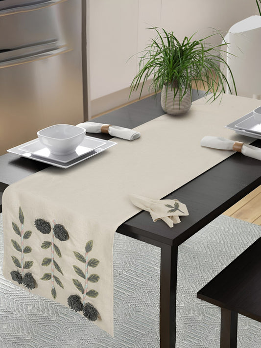 Embroidered Table Runner – Table Linen – Cotton – Retail Pack