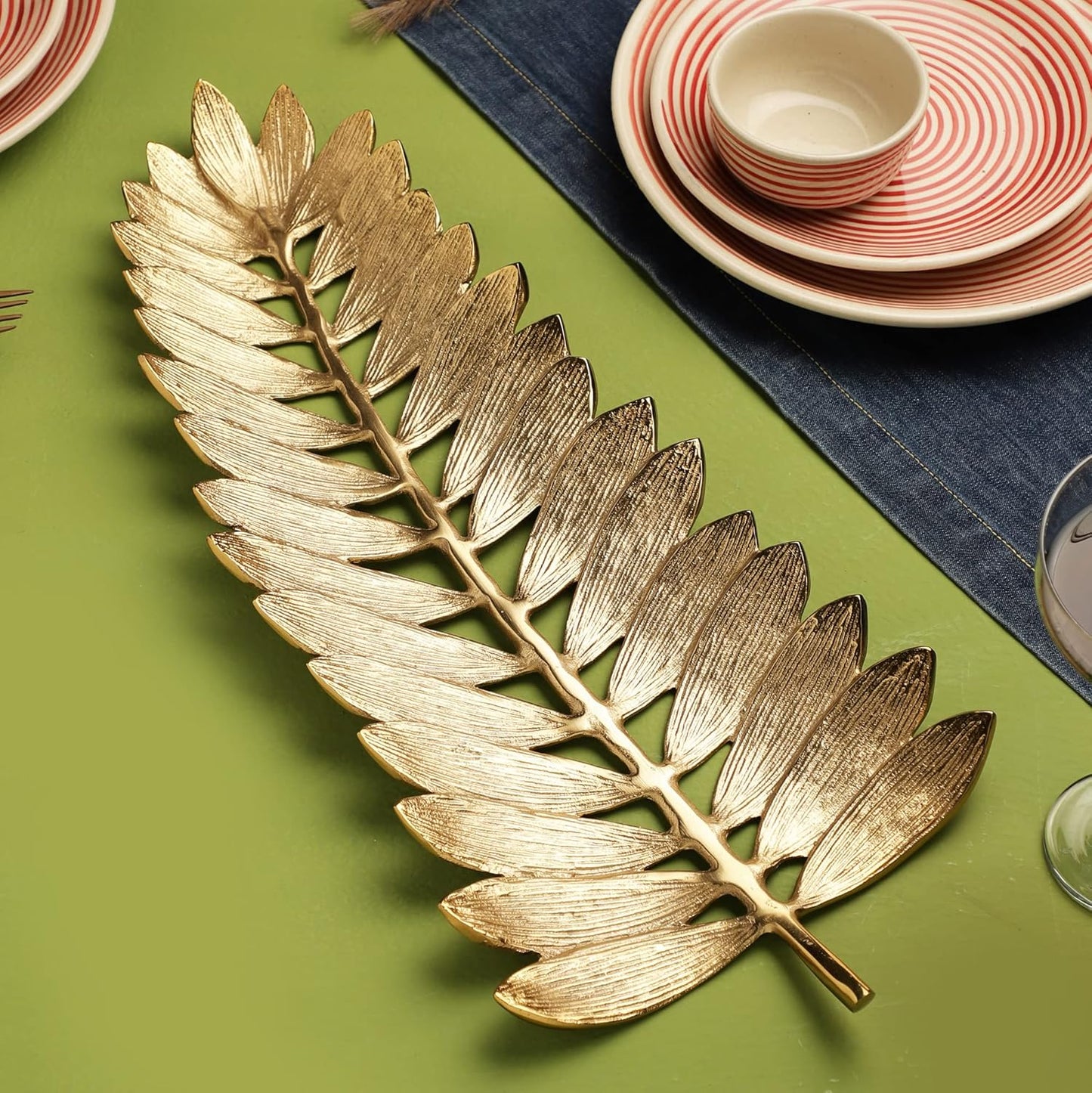 Plateau de service décoratif à la feuille d'or – Plat de table – Métal durable – 50 cm