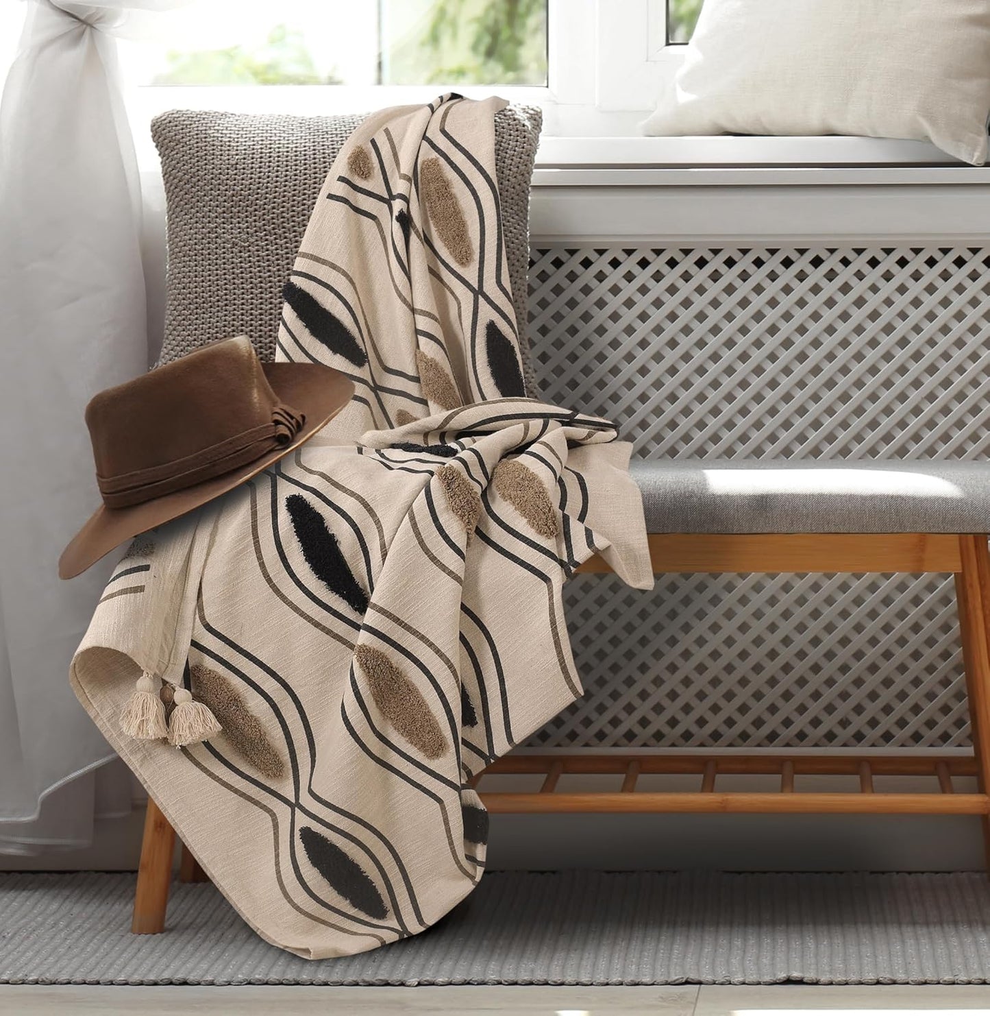 Beige Black Patterned Throw – Cotton Blanket – Natural Woven Base – 180x130 cm