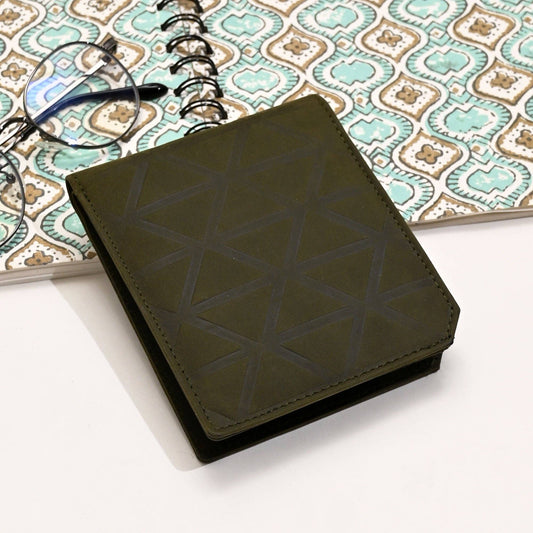 Luxury Green Slim Wallet – Waxy Leather, Croc Texture