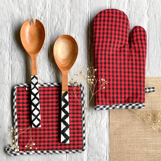 Oven Mitt & Pot Holder Set – Kitchen Heat Protection – Breathable Leather Lining – Red & Black