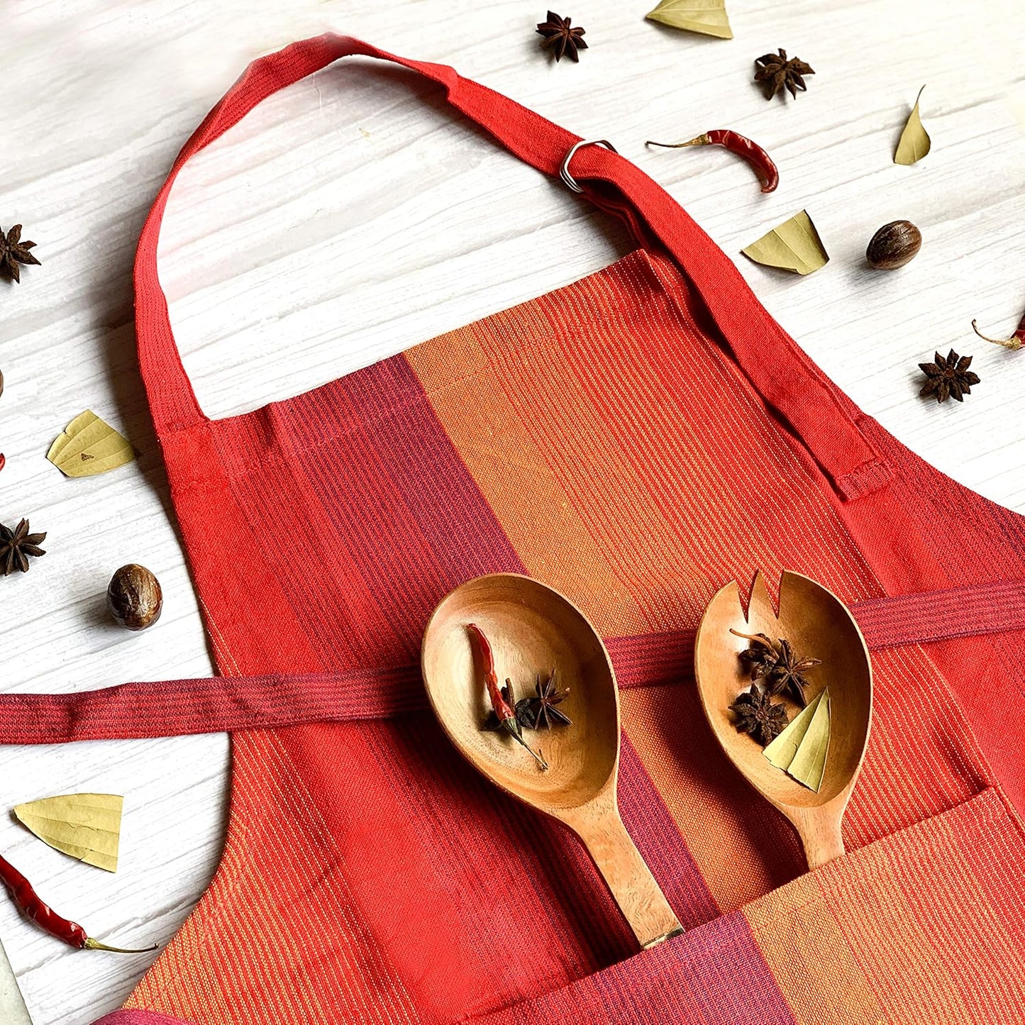 Kitchen Apron – Adjustable Bib Apron – Durable Cotton Blend with Centre Pocket – 60x85cm (Pack of 1)