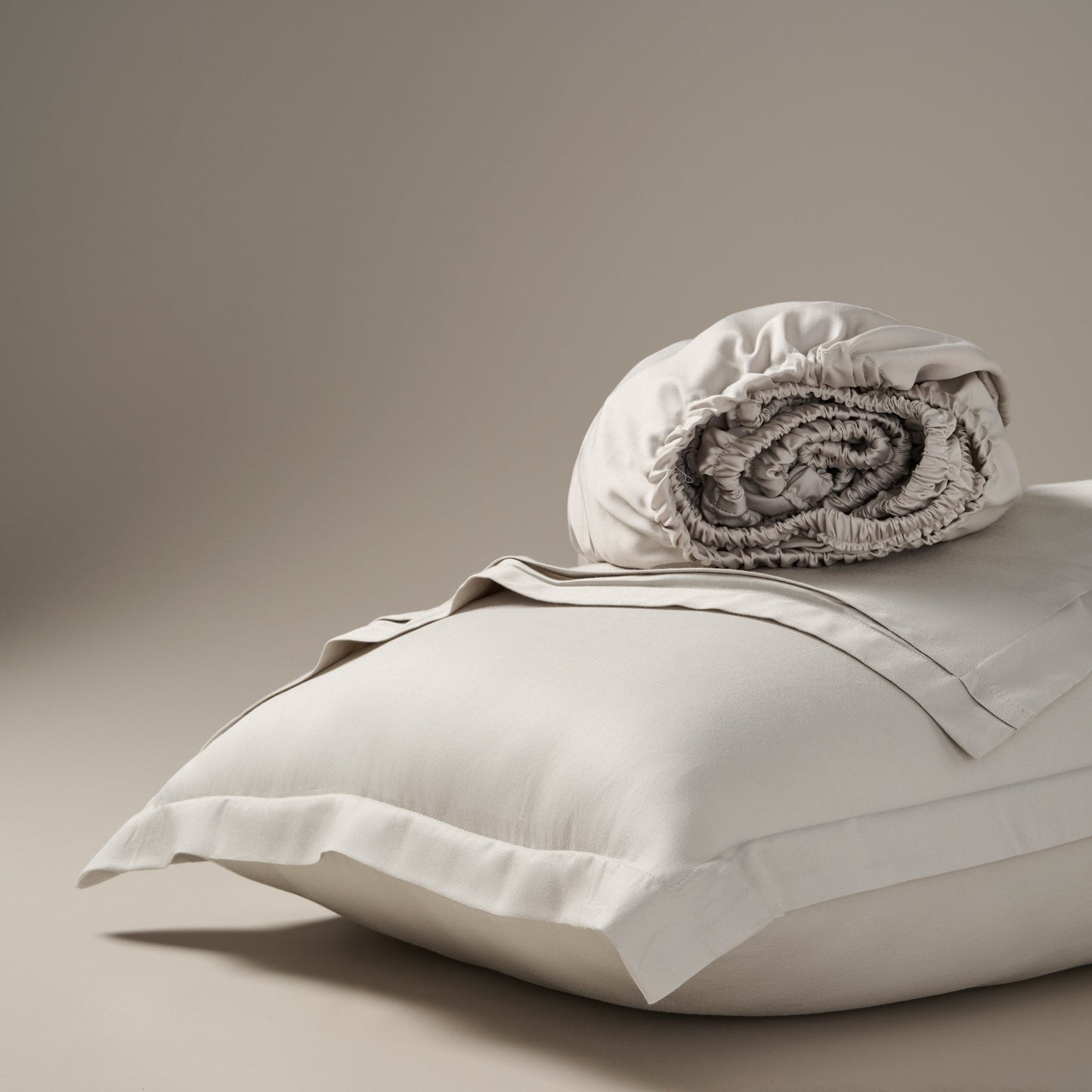 Bedsheet | Bamboo Sateen Softness | Sterling with 2 Pillow Shams