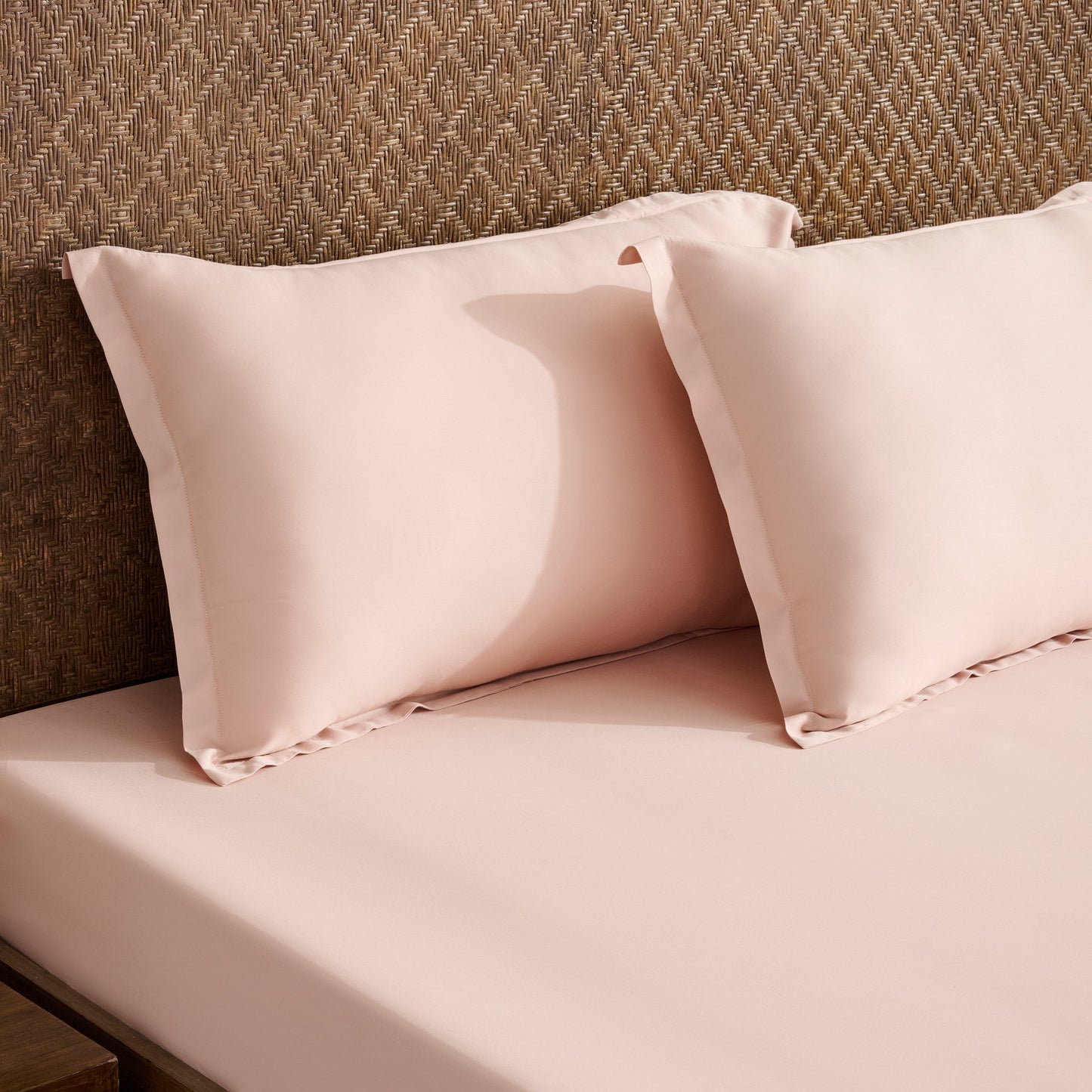 Bedsheet | Bamboo Sateen Soft | Camelia With 2 Pillow Shams