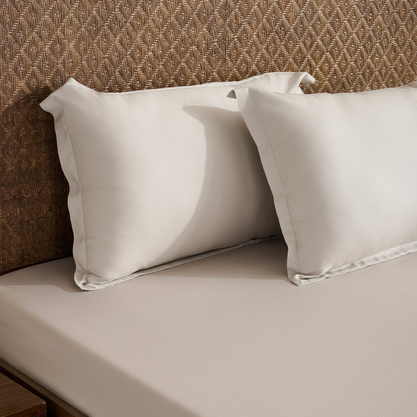Bedsheet | Bamboo Sateen Softness | Sterling with 2 Pillow Shams