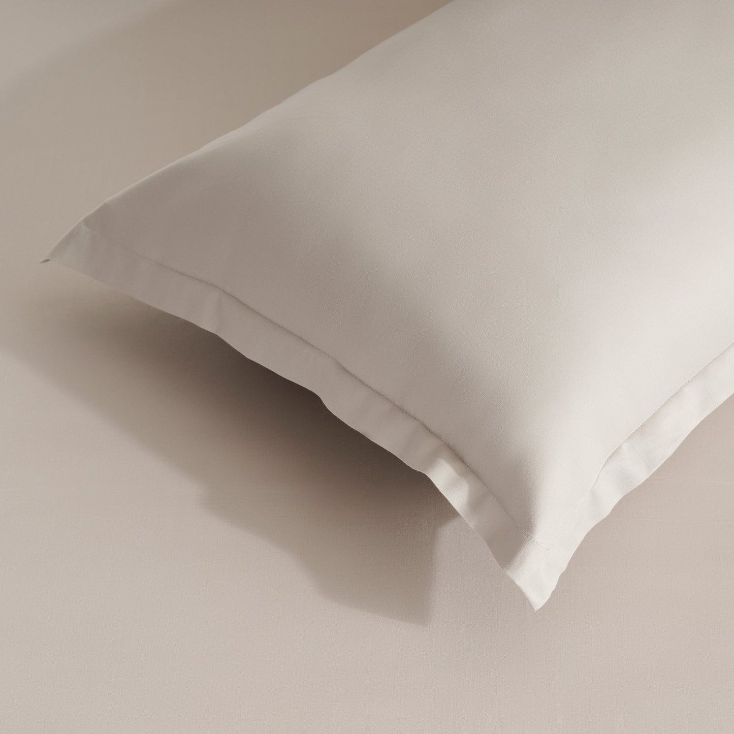 Bedsheet | Bamboo Sateen Softness | Sterling with 2 Pillow Shams