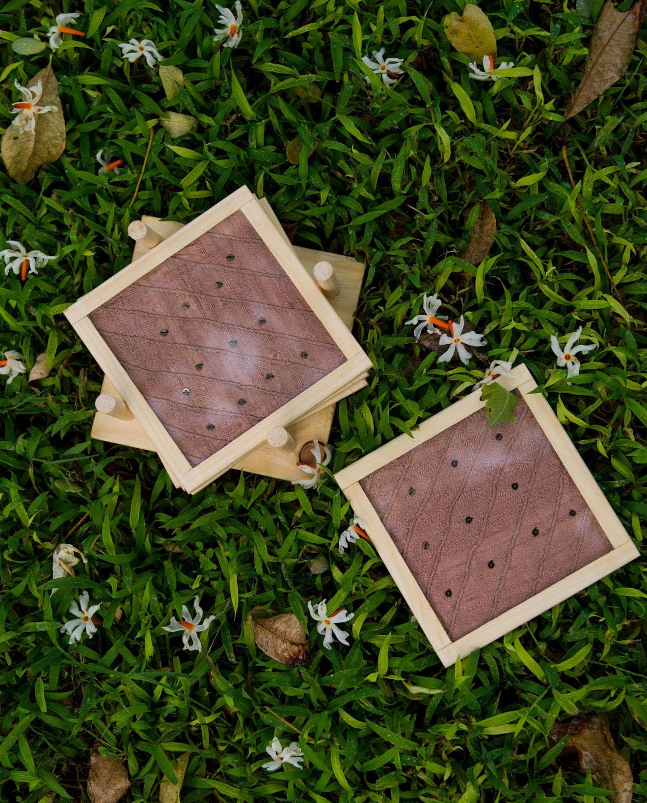 Plum Handwoven Coasters - Set of 2 pcs with Coaster Holder