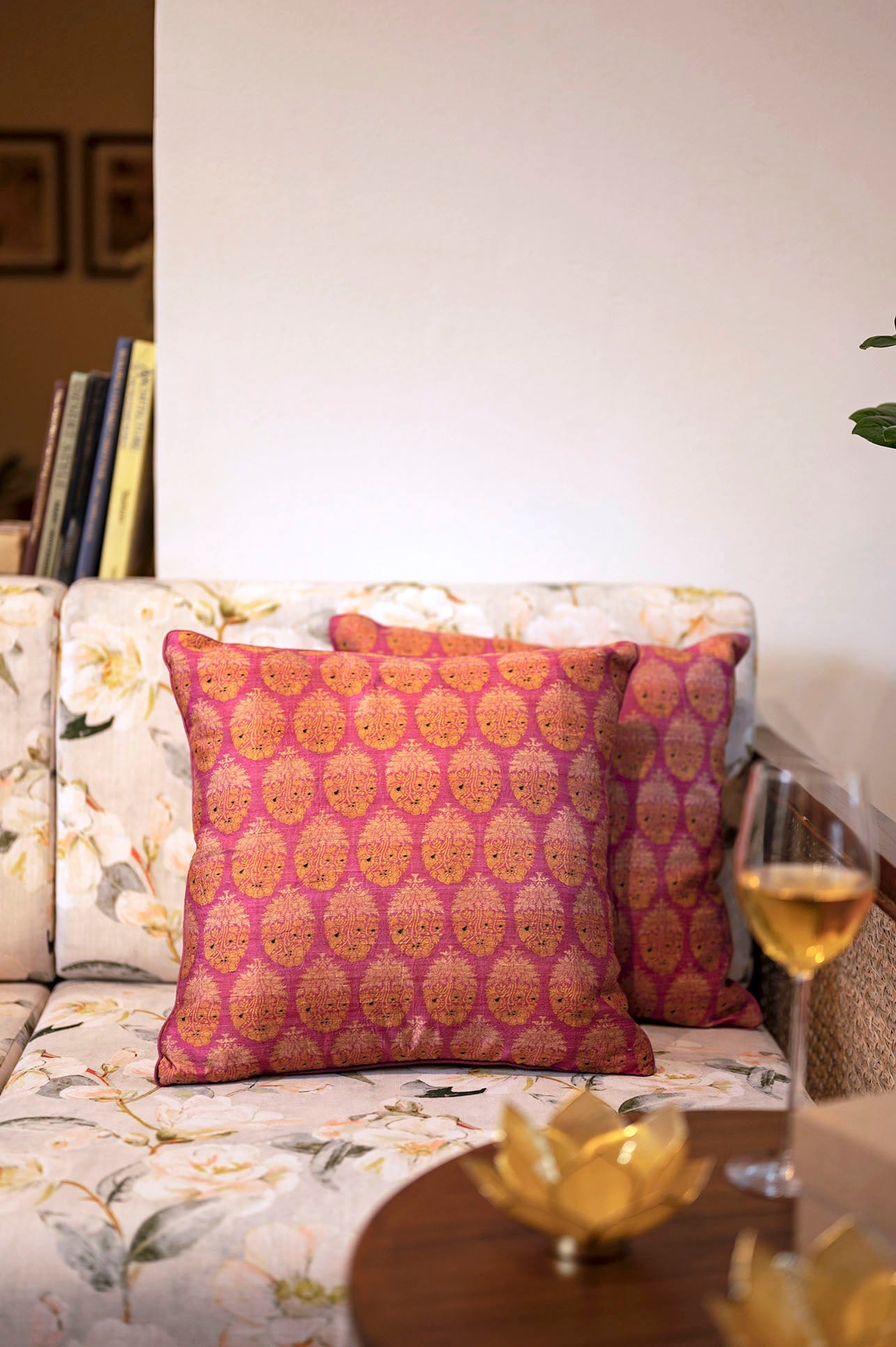 Kandahari Handwoven Cushion - 1 pc