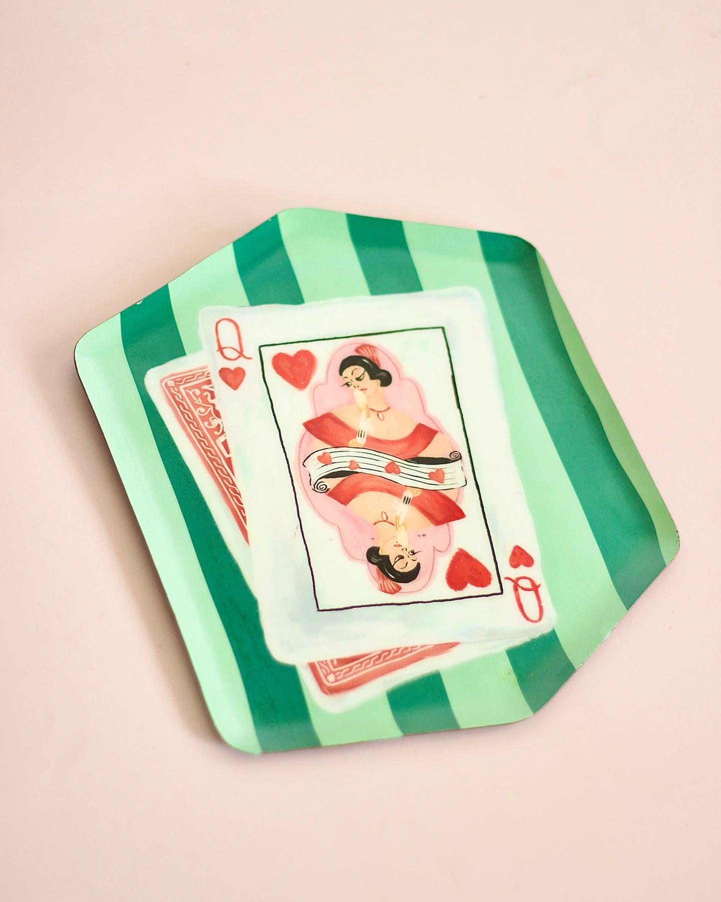 Wall Plate | Queen of Hearts Print | 25.5 x 21.25cm