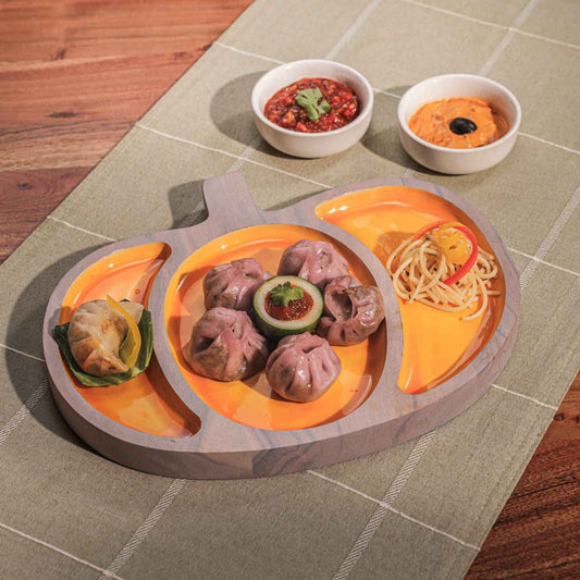 Pumpkin Shape Serving Platter – Divided Tableware – Acacia Wood & Enamel – 28x23x3 cm