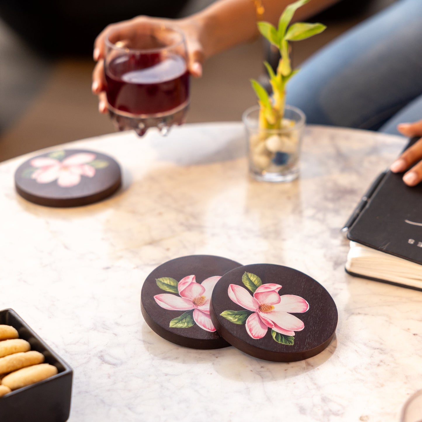 Sakura Floral Coasters – Hand-Painted Acacia Wood Drink Coaster Set – 10cm Square (Set of 4)