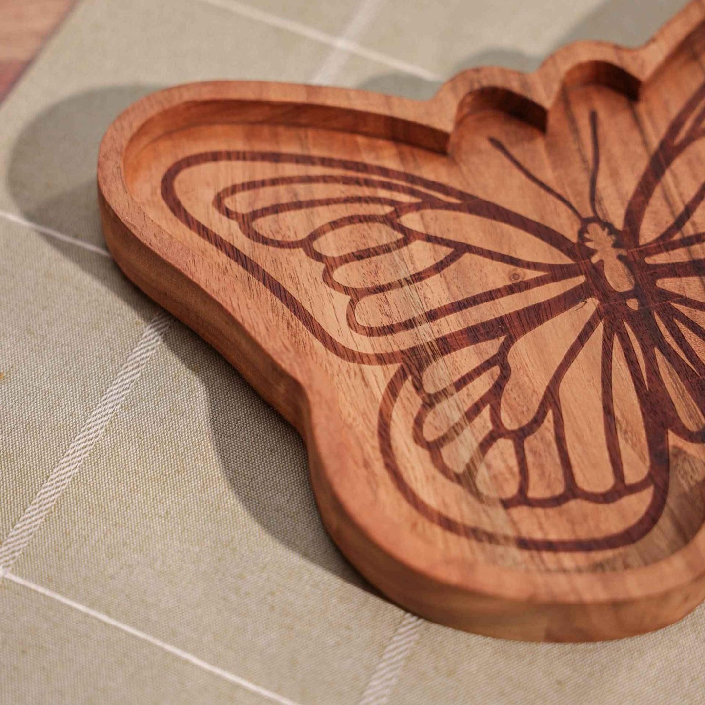 Butterfly Effect Serving Platter – Display Board – Handcrafted Acacia Wood – 27x20cm