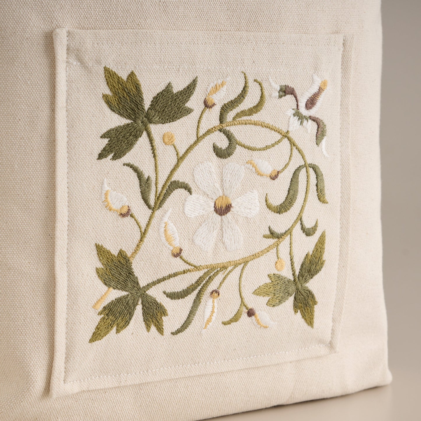 Tote Bag | Cotton Canvas Medallion Motif | Natural