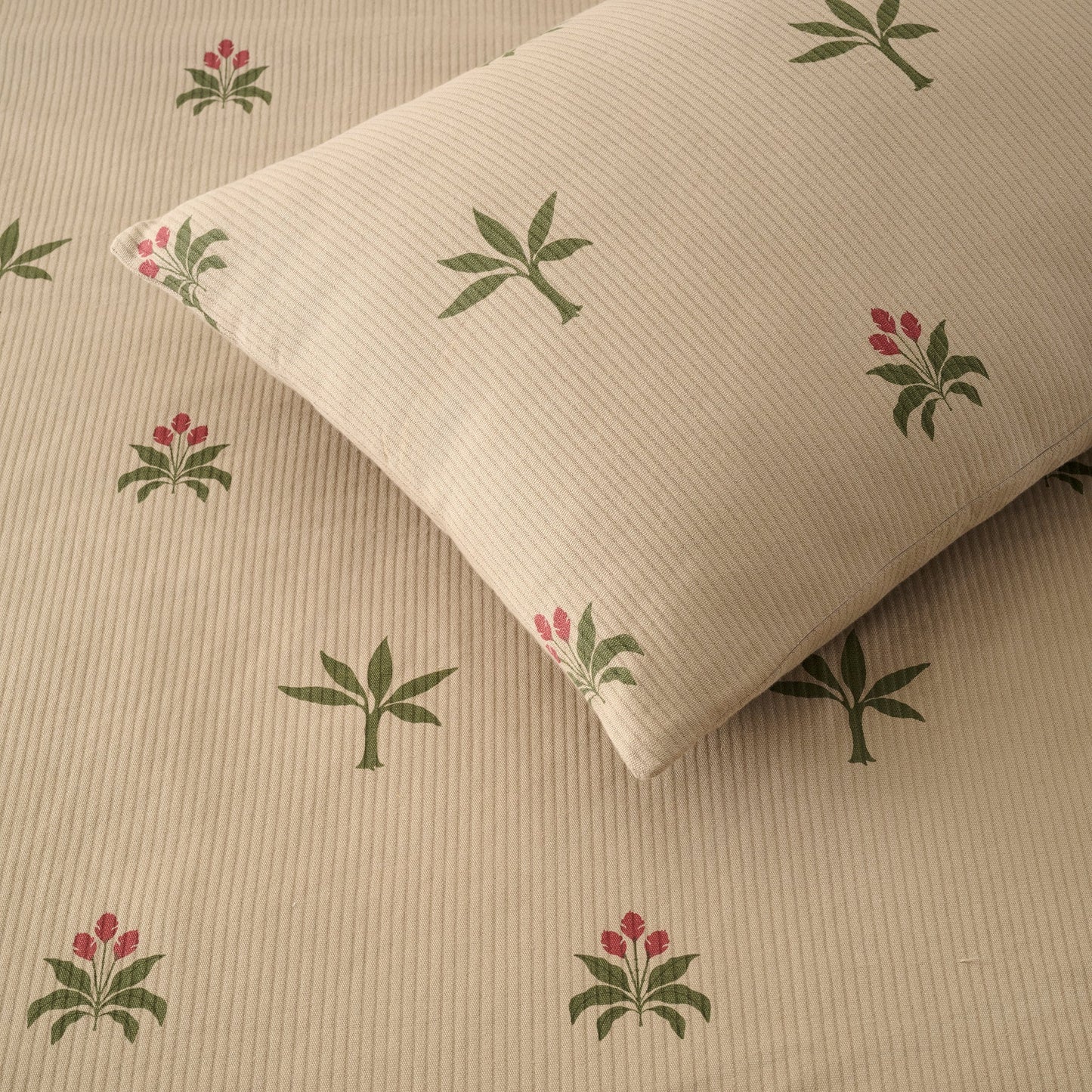 Bed Cover | Cotton Ribbed Tropical Print | Set of 2, King & Queen Sizes
