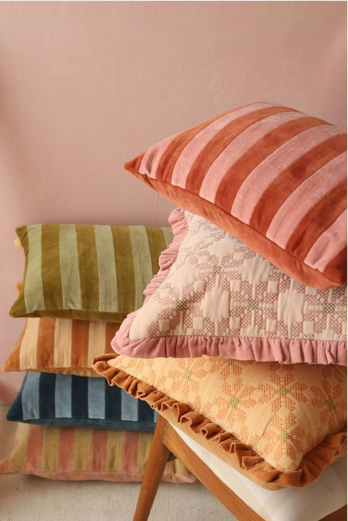 Daisy Baby Pink Cushion Cover SanctuaryLiving
