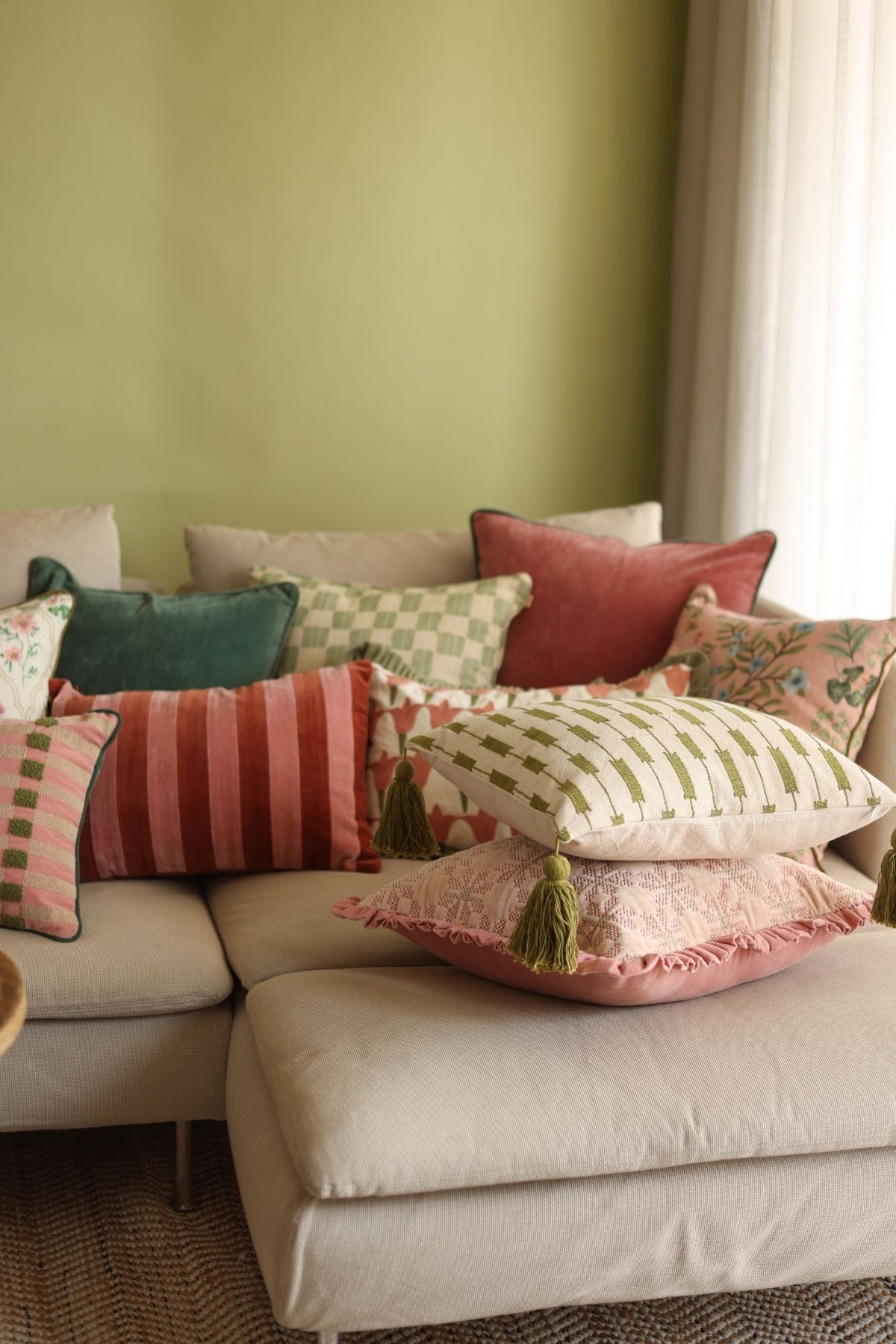Cushion Cover | Daisy Baby Pink Cushion Cover