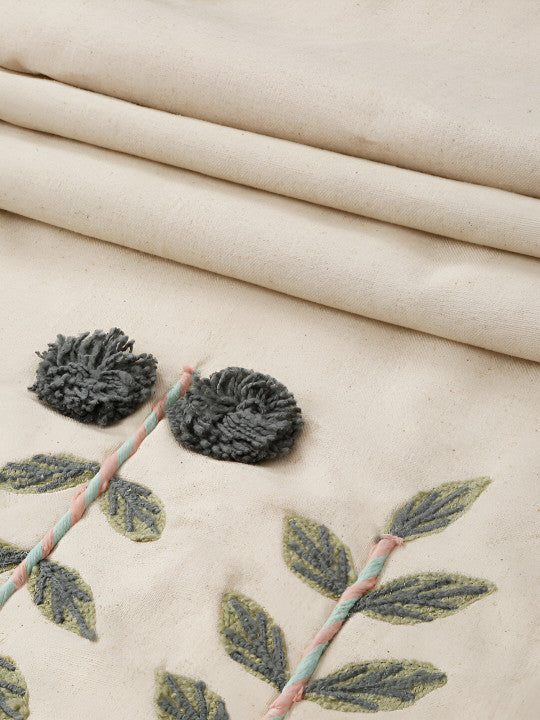 Embroidered Table Runner – Table Linen – Cotton – Retail Pack