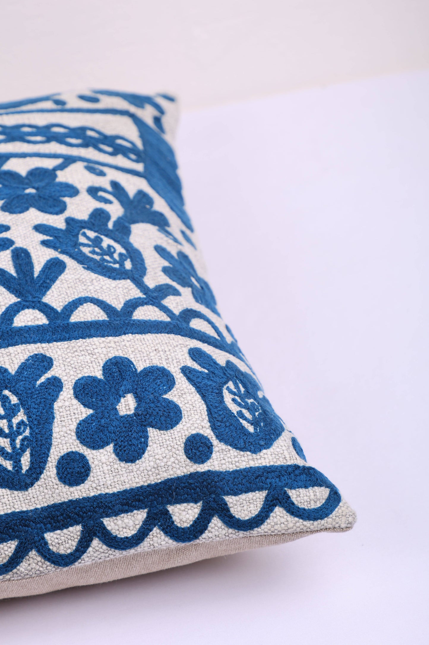 Blue Embroidered Cotton Cushion with Filler 45x45 cm
