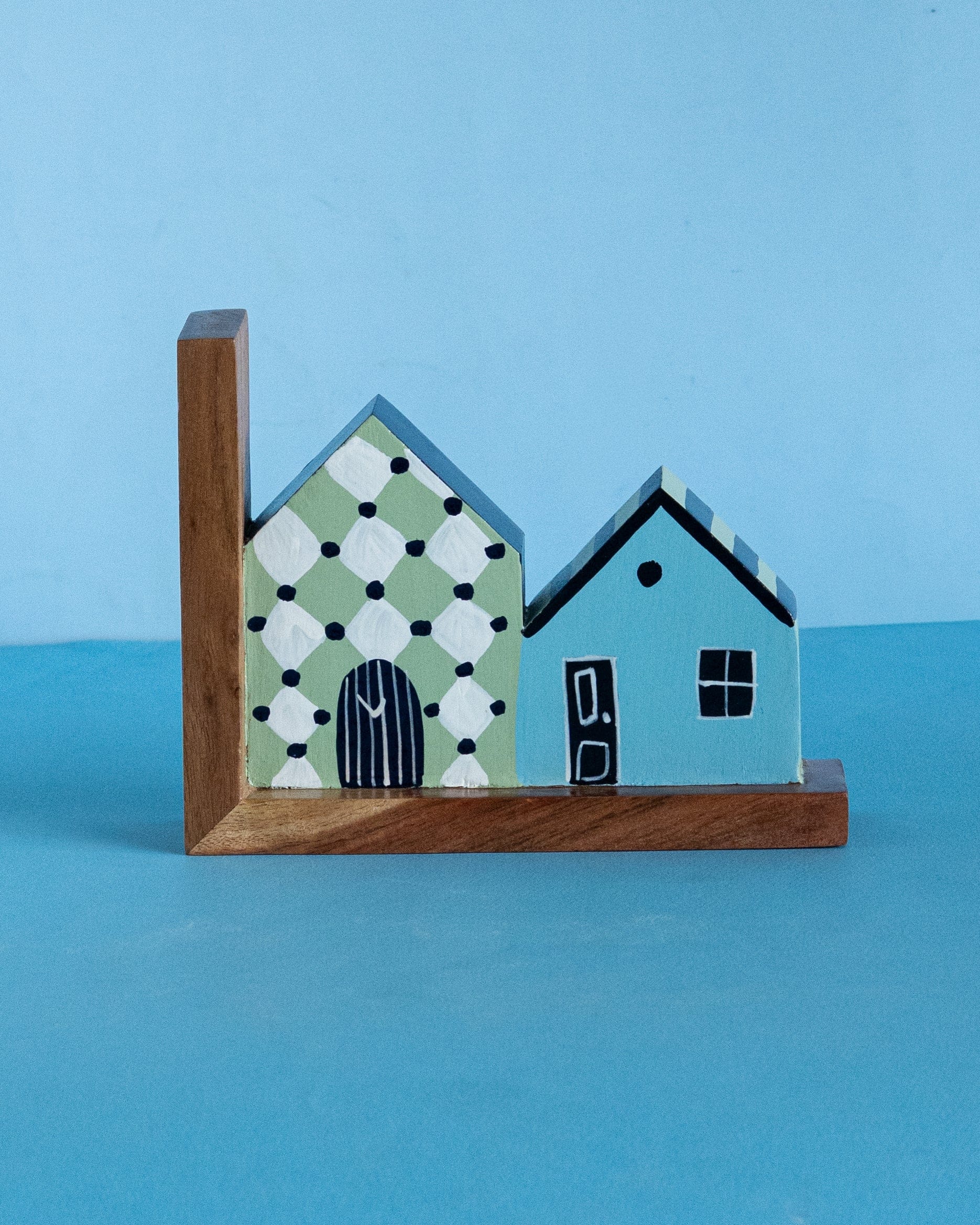 Book Nook Hanpdainted Bookends - Set of 2