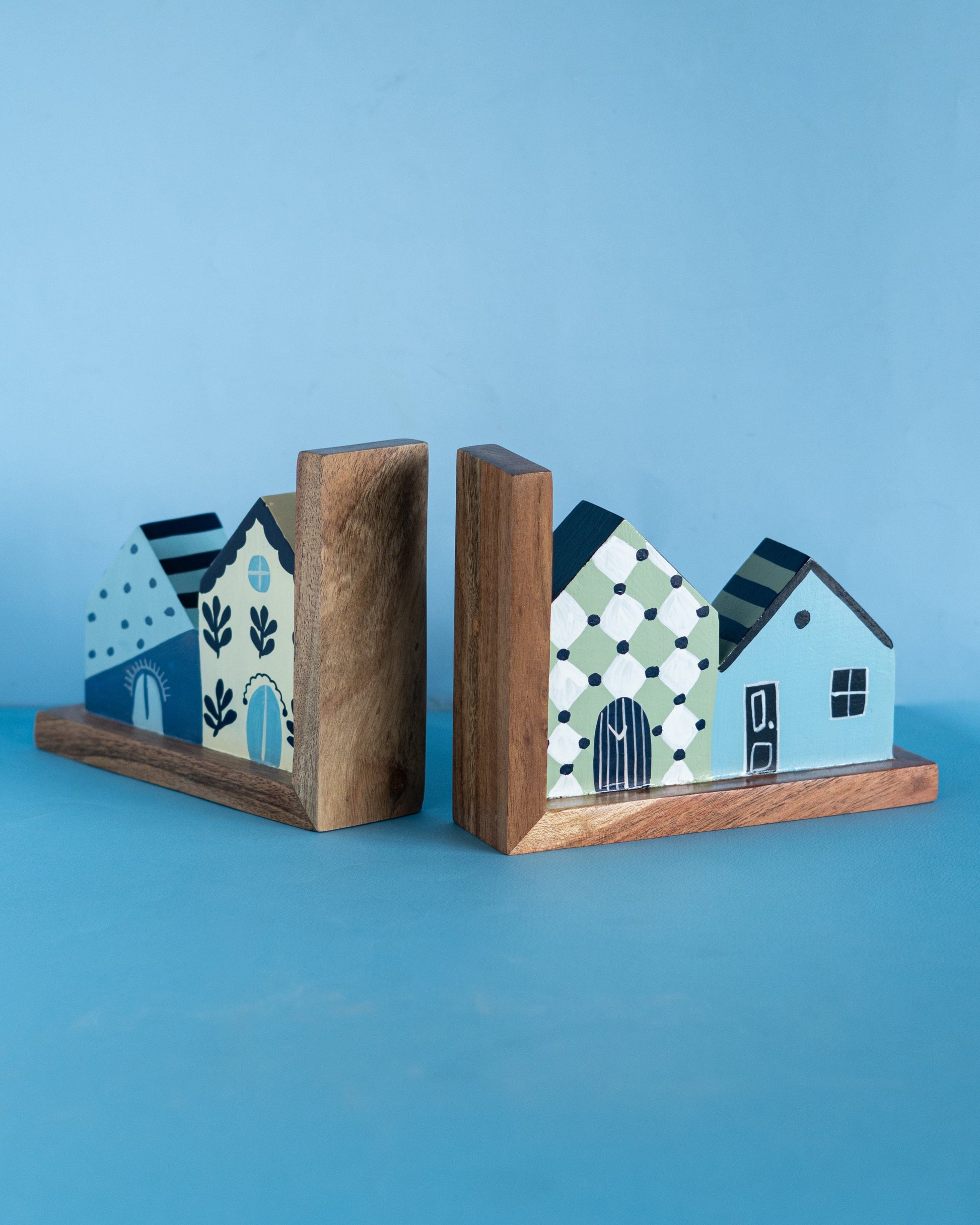 Book Nook Hanpdainted Bookends - Set of 2
