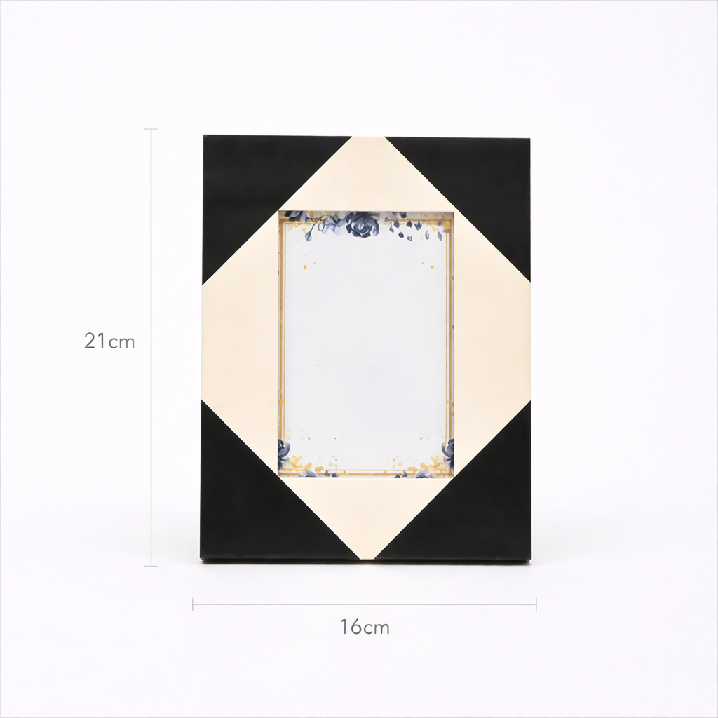 Geometric Resin Photo Frame - Modern Black & White Décor