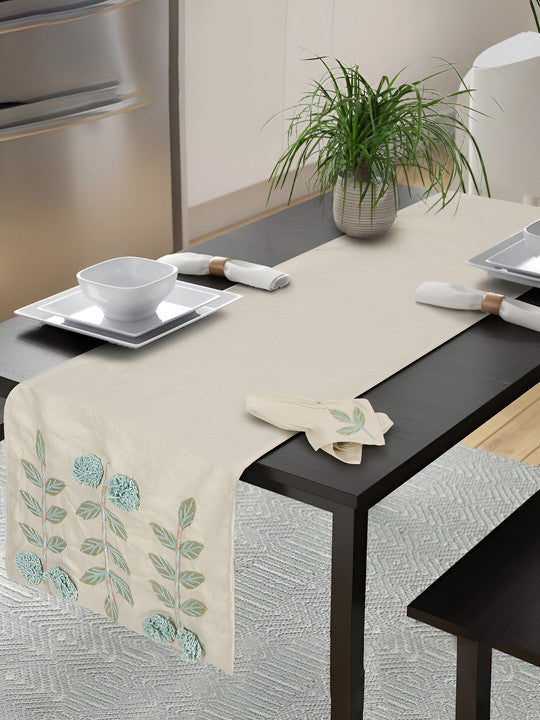Embroidered Table Runner – Table Linen – Cotton Fabric – Retail Unit