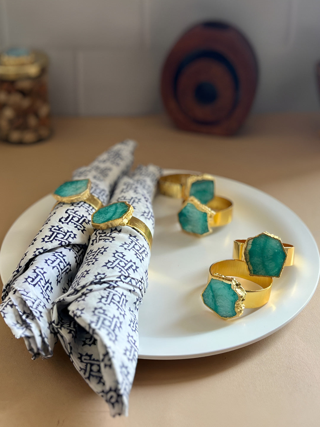 Crystal Agate Napkin Rings – Dining Table Accessory – Metal, Blue & Gold Toned – 6 Piece Set