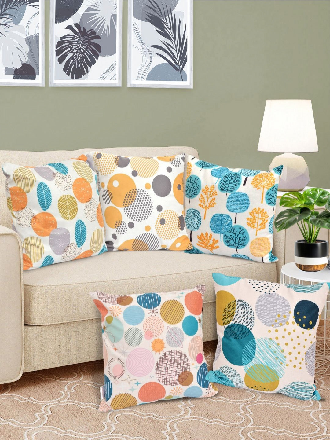 5 piece Set - Cream Geometric Reversible Digital Printed – Cushion Covers – Velvet – 40x40 cm