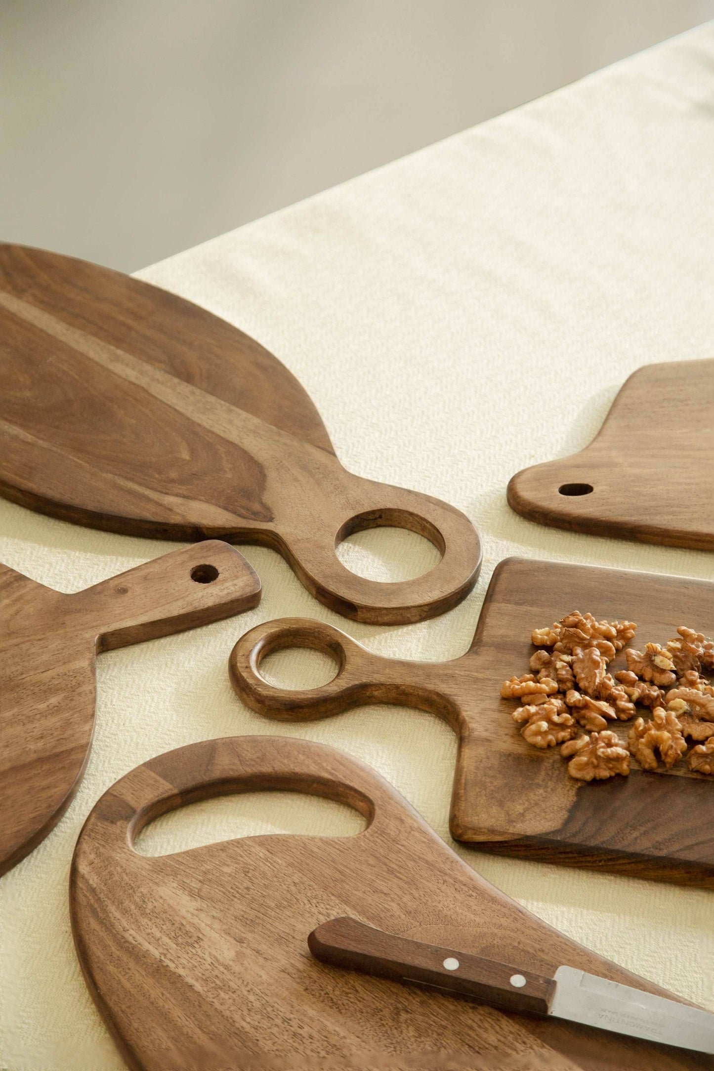 Laimai Rectangle Chopping Board – Handcrafted Sheesham Wood