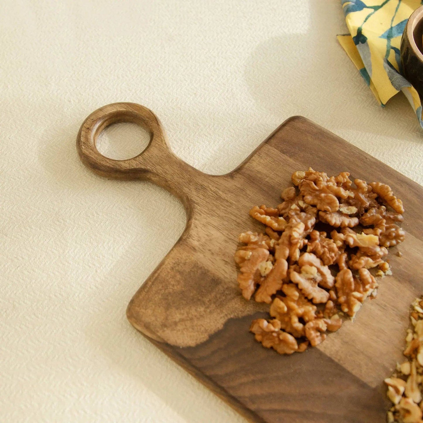 Laimai Rectangle Chopping Board – Handcrafted Sheesham Wood