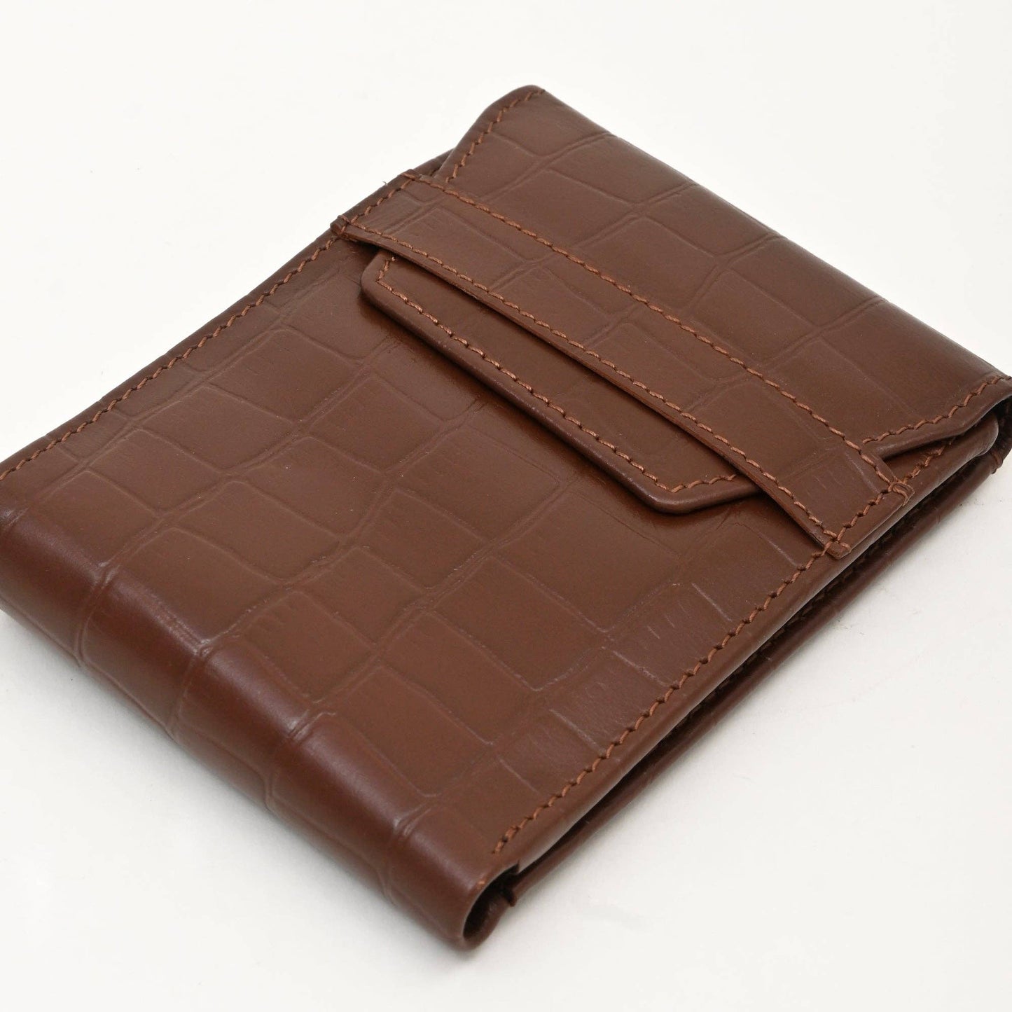 Men’s Brown Croc Slim Bifold Wallet – Coin & Card Slots