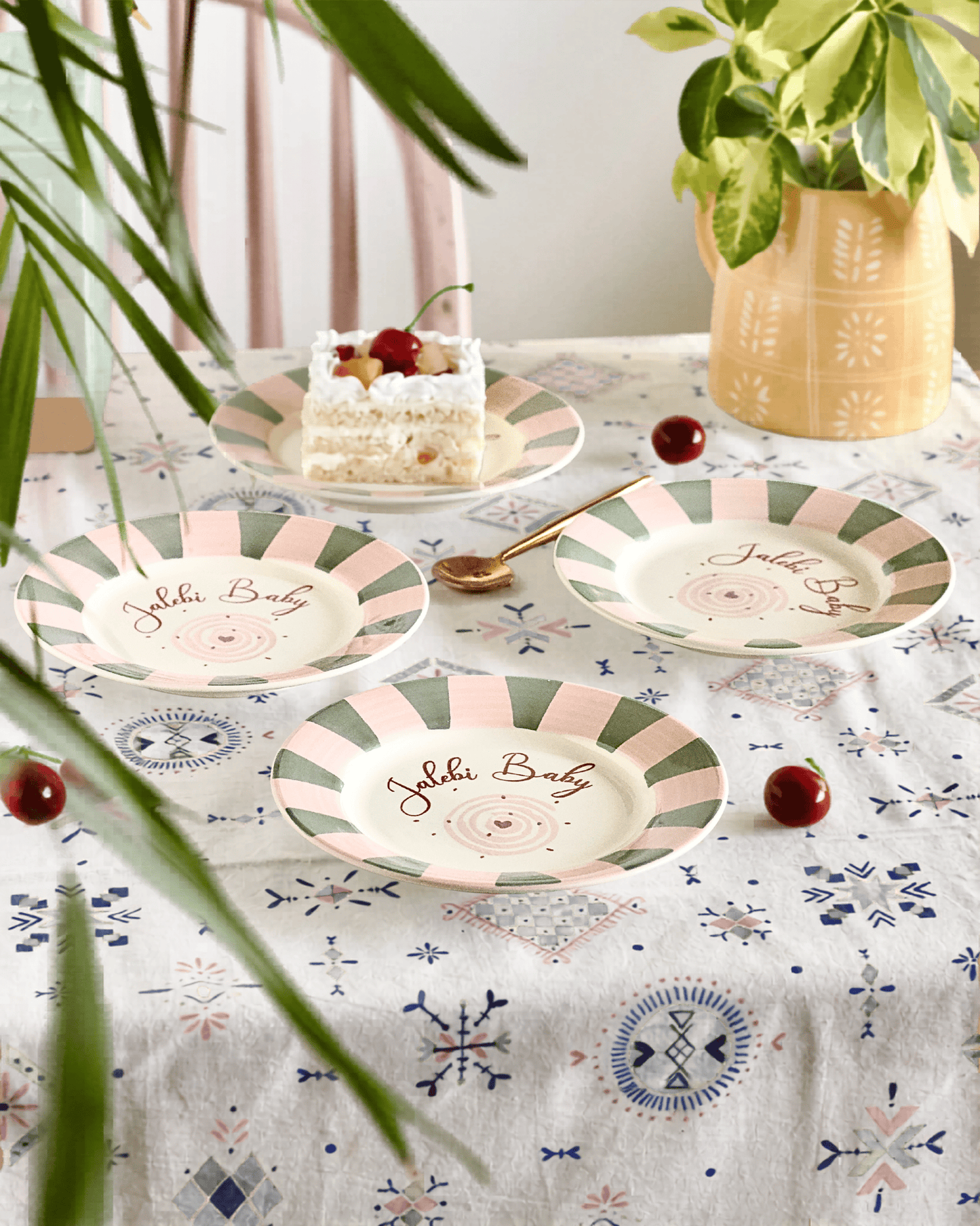 Serving Plate | Ceramic Hand-painted Jalebi Baby | Set of 4, Dia 16.5cm