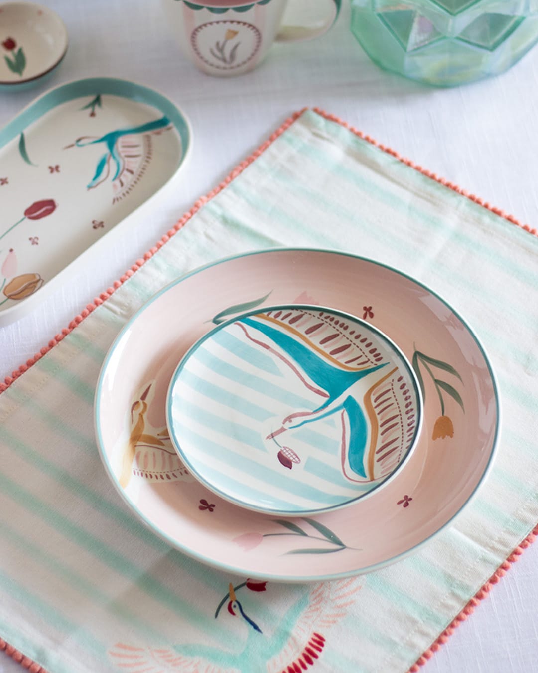 Skylark Handpainted Ceramic Round Plate Curve 16cm