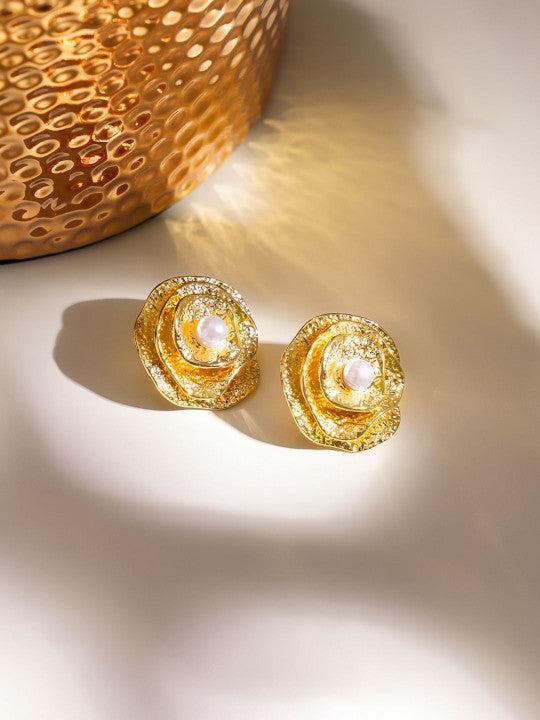 Gold-Toned Botanical Studs – Fashion Earrings – Gold-Plated with Pearls