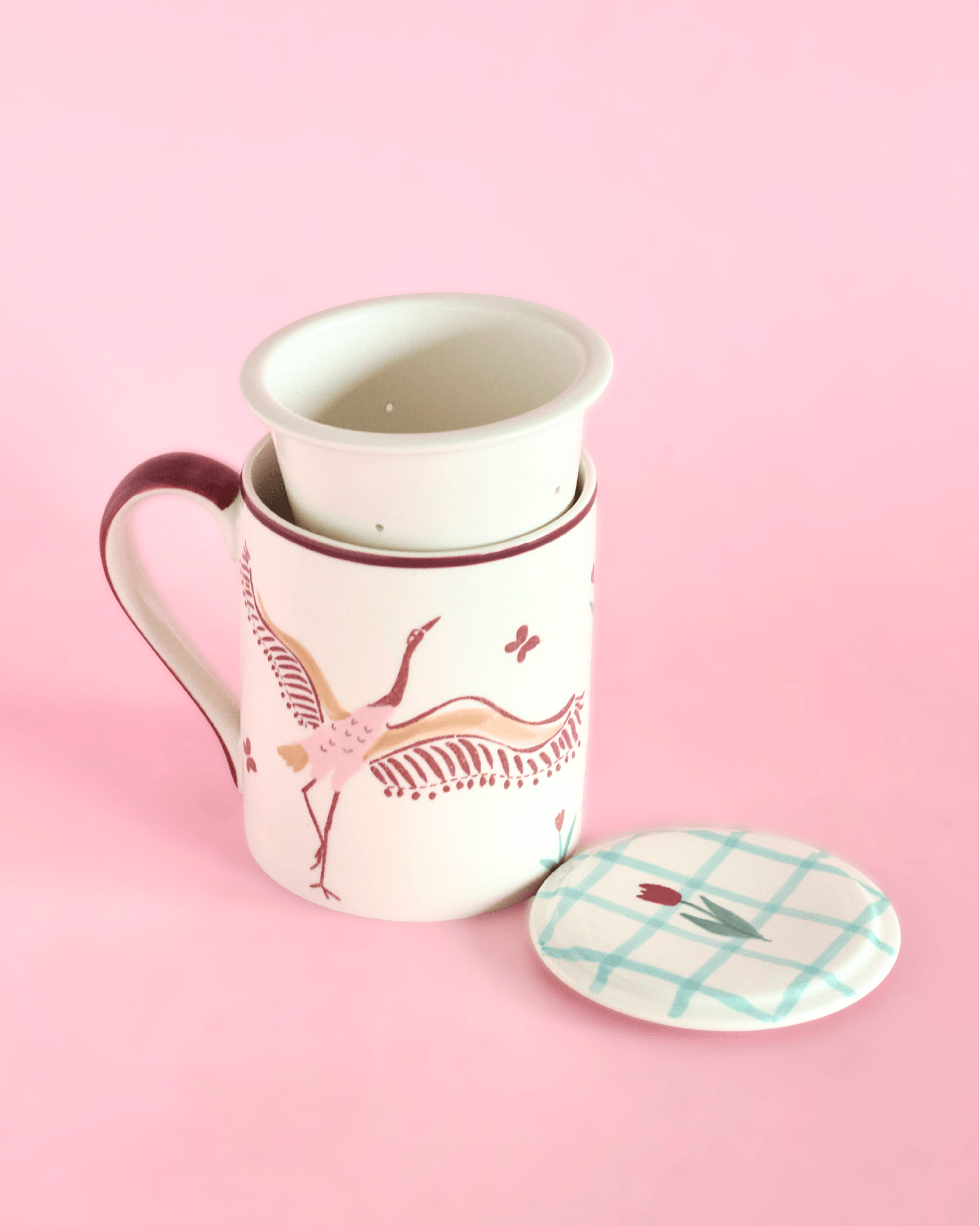 Skylark Handpainted Ceramic Infuser Mug with Lid 410 ml