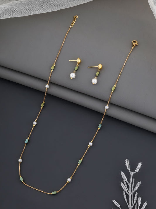 Brass Gold-Plated Necklace – Link Chain Necklace – Crystal Embellished Brass