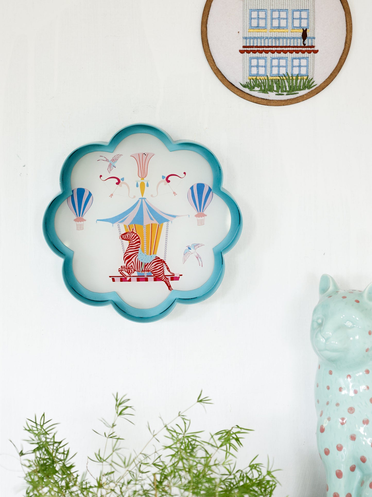 Wall Plate | Metal Acrylic Flower Print | Blue Dia-20.5 x H-5 cm
