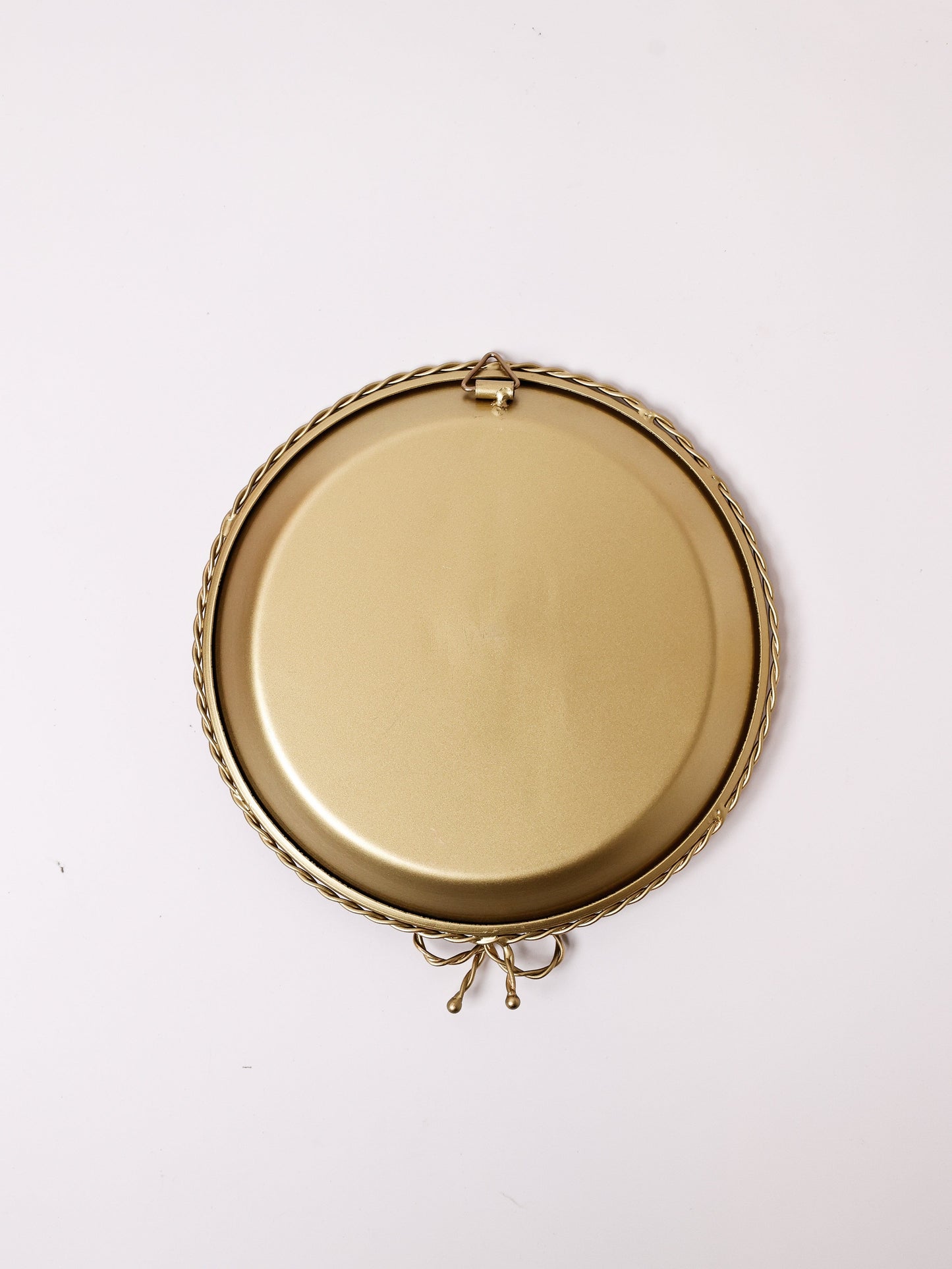 Wall Plate | Metal Acrylic Butterfly Floral | Dia-18.5 x H-1.5 cm | Gold Rim